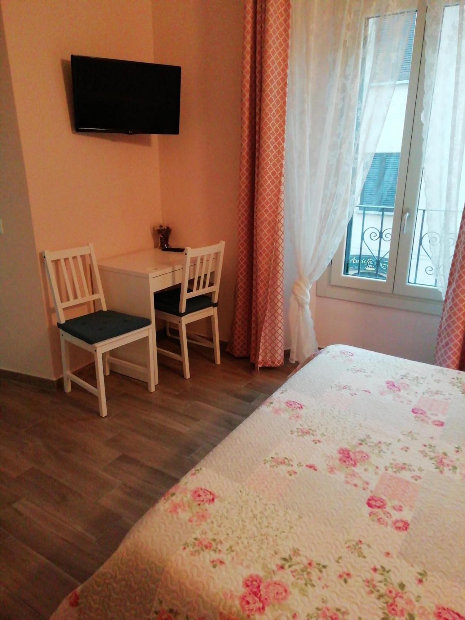 El Doorado Hotel Dorio Phòng bức ảnh